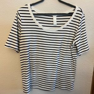 H&M shirt sleeve striped top